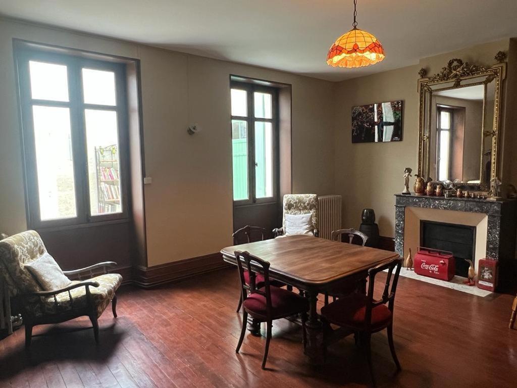 Bed and Breakfast The Little Robin Chevanceaux Exterior foto